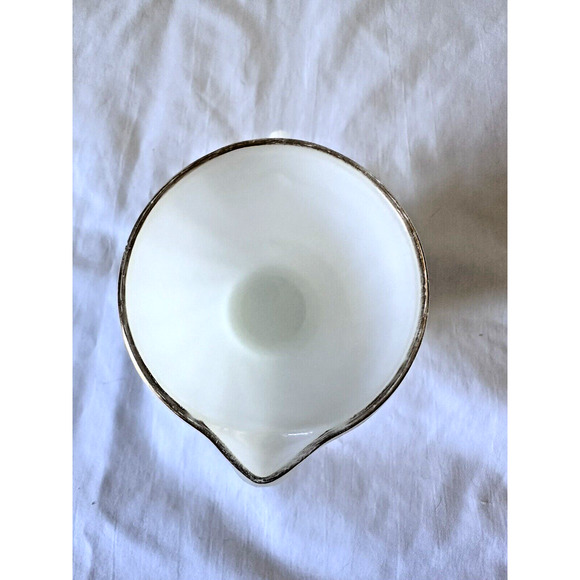 Vintage FireKing Anchor Hocking‎ Creamer Dish White with Gold Trim - Picture 3 of 5